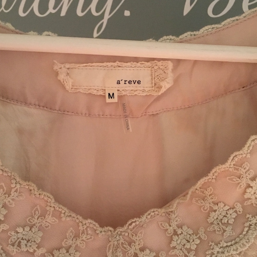 A’REVE LACE DETAIL TOP - Picture 2 of 3